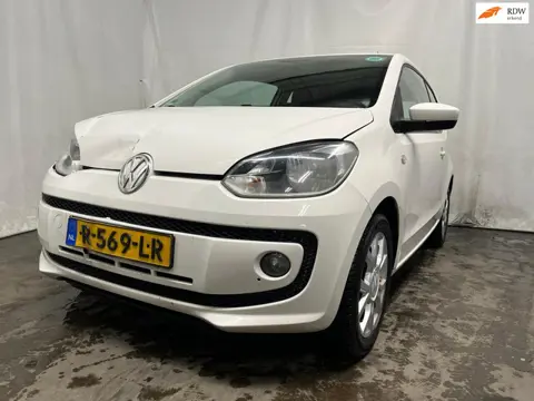 Volkswagen Up! 1.0 move up! - Front Schade
