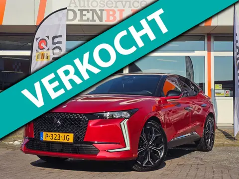 DS 4 E-Tense 1.6 Trocadero Cross Automaat BJ.2022 / Navi / Camera / Head-up display / Half Leer / Le