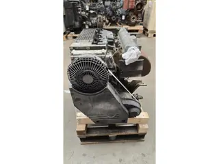 Deutz F4L1011F