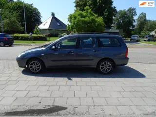 Ford Focus Wagon 1.6-16V Cool Edition