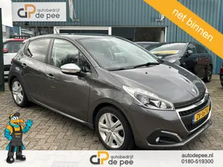 Peugeot 208 1.2 PureTech Signature GARANTIE/AIRCO/CARPLAY/PDC/NAVI/CRUISE/LICHTMETAAL rijklaarprijs!