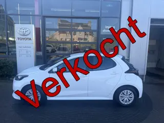 Toyota Yaris 1.5 Hybrid Active (bj 2023, automaat)
