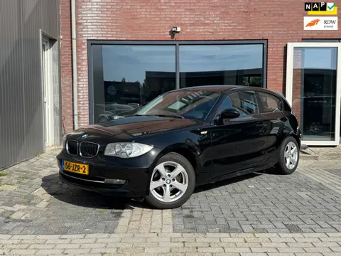 BMW 1-serie 116i Business Line | NWE APK | Clima | Cruise |