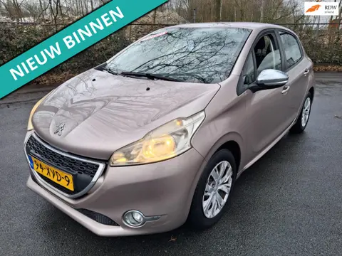 Peugeot 208 1.2 VTi Active LEUKE AUTO RIJDT EN SCHAKELT GOED