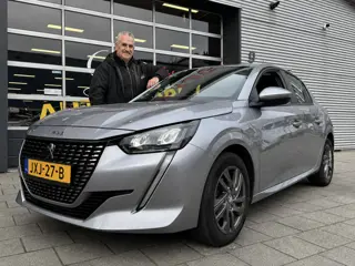 Peugeot 208 1.2 PureTech Active Pack 46.000 KM - Apple CarPlay / Navigatie I Airco I LED I PDC I Spo