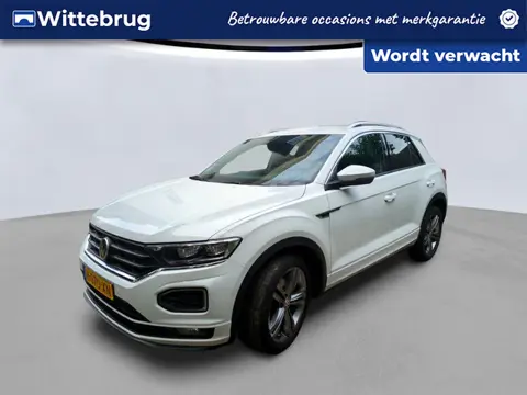 Volkswagen T-Roc 1.5 TSI 150pk Sport Business R DSG Automaat / Clima / Camera / LM 18'' / LED / App 