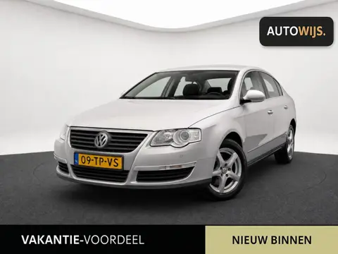Volkswagen Passat 1.6 FSI Comfortline|AUT|LM-VELG|TREKHAAK|NL AUTO