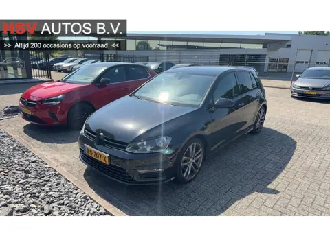Volkswagen Golf 1.4 TSI ACT Connected Series navi LM aut