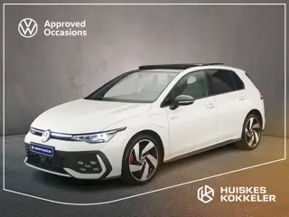 Volkswagen Golf GTE 1.5 TSI eHybrid 272pk DSG Automaat Trekhaak, Lederen bekleding, Panoramadak, Bla
