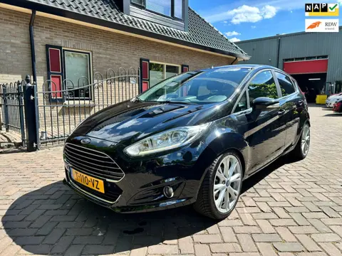 Ford Fiesta 1.0 EcoBoost Titanium , Nieuwe Distributie