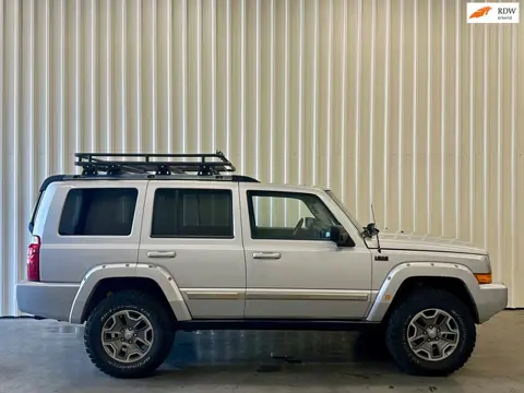 Jeep Commander 5.7 V8 Hemi Limited 7persoons uniek
