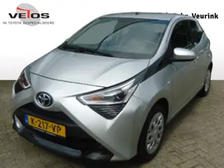 Toyota Aygo 1.0 VVT-i x-play (bj 2021)