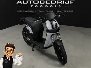 Fantic Issimo City L1 Bromscooter (bj 2026, automaat)