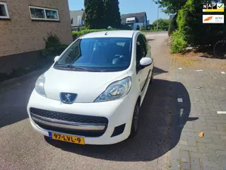Peugeot 107 1.0-12V XS