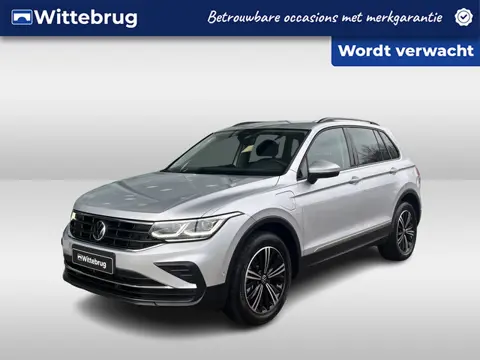 Volkswagen Tiguan 1.4 TSI eHybrid Style Business / Led Matrix / 360 Camera / Stoel + stuur verwarmin