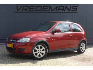 Opel Corsa 1.2-16V Silverline AIRCO