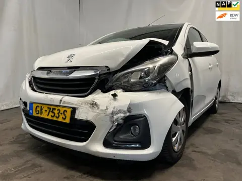 Peugeot 108 1.0 e-VTi Active - Frontschade - Schade