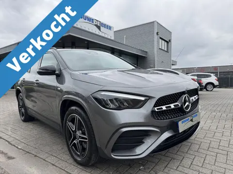 Mercedes-Benz GLA 250 e AMG Night (bj 2025, automaat)