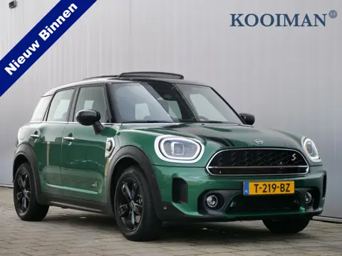 MINI Countryman 1.5 Cooper S E ALL4 Classic 220 Pk Automaat DAB / Apple Carplay / Navigatie / Schuif