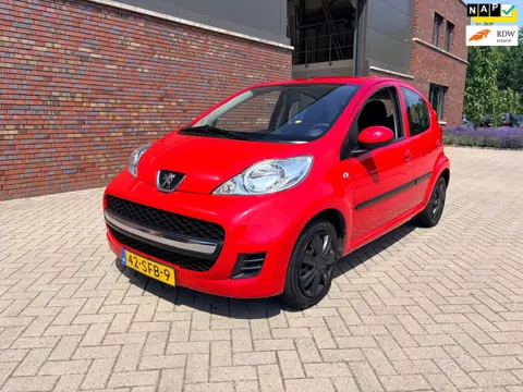 Peugeot 107 1.0-12V XS