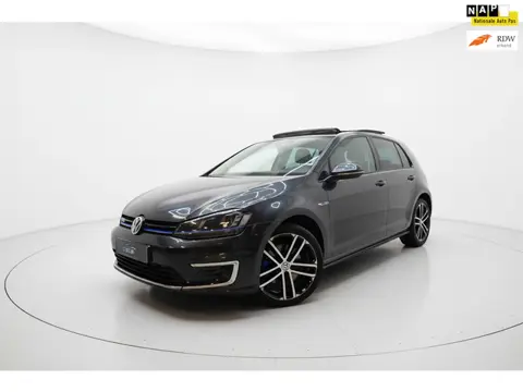 Volkswagen Golf 1.4 TSI GTE PANO NAVI PDC SFEER TREKH NAP