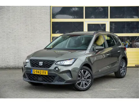 SEAT Arona 1.0 TSI Style BJ2023 Lmv 17" | Led | Pdc | App-Connect | Virtual cockpit | Climate contro