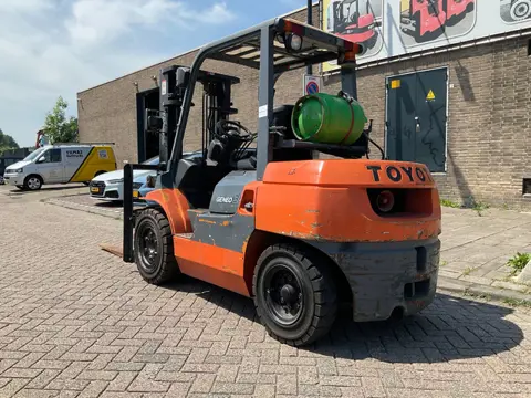 Toyota 7FG35 3500KG 3.00METER HEFTRUCK