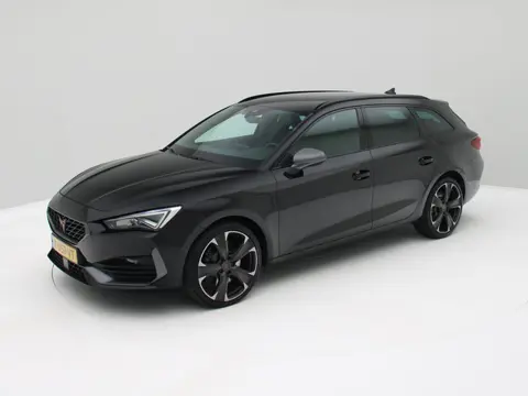 CUPRA Leon Sportstourer 1.4 e-Hybrid VZ Business 245pk / 19'' / Carplay / Adapt. cruise / Navi / Ori