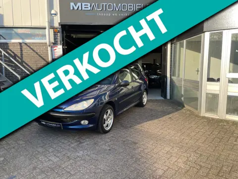 Peugeot 206 1.4 Gentry/5 DRS/Automaat/1e Eigenaar/87DKM/Nap/APK/Airco!