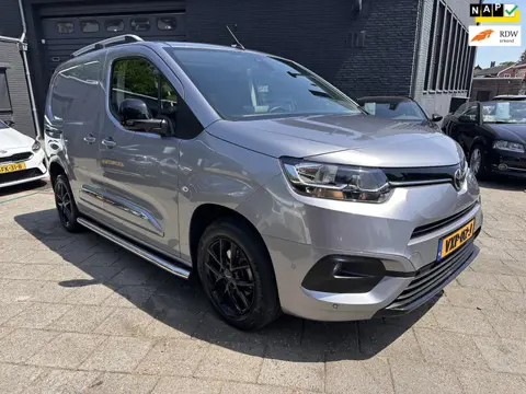 Toyota PROACE CITY 1.2 Turbo|110pk|Prof|Apple Android Carplay