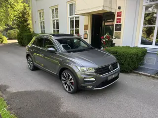 Volkswagen T-Roc 1.5 TSI, Pano, Adaptief, Dodehoek