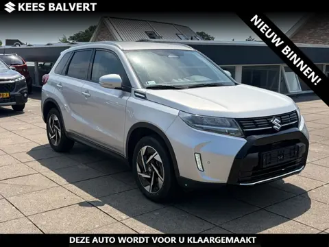 Suzuki Vitara 1.5 Style Hybrid Automaat | Half leer | Parkeersensoren rondom | 10 jaar garantie |