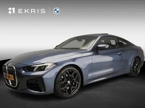 BMW 4 Serie Coupé 430i xDrive | M-Sportpakket | LED | Navigatie | Schuifdak | Sportstoelen | Stoelve