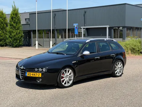 Alfa Romeo 159 Sportwagon 2.0 JTD Ti Distinctive Leder Navi Cruise Airco
