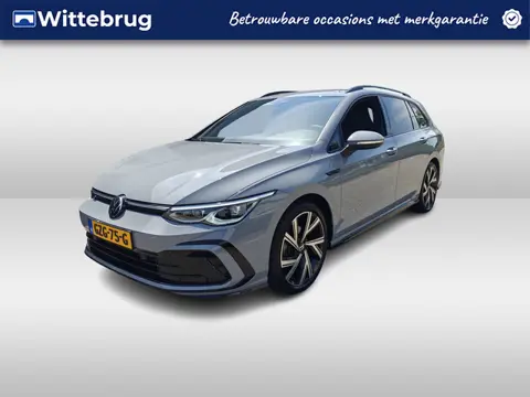 Volkswagen Golf Variant 1.5 eTSI R-Line / Navi / Trekhaak / App-Connect / Camera / 18 LMV