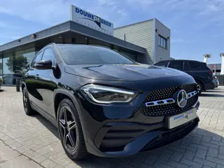 Mercedes-Benz GLA 200 AMG Premium Night Pano/dak, Sfeer verlichting, Sound systeem,