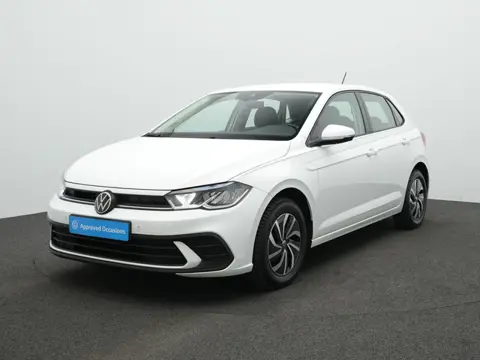 Volkswagen Polo 1.0 TSI 95 pk Life | Stoelverwarming | Adaptive Cruise | Navigatie | Parkeersensoren