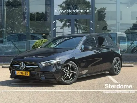 Mercedes-Benz A-Klasse 180 Business Solution AMG l Panoramadak l Sfeerverlichting l Nightpakket l MB