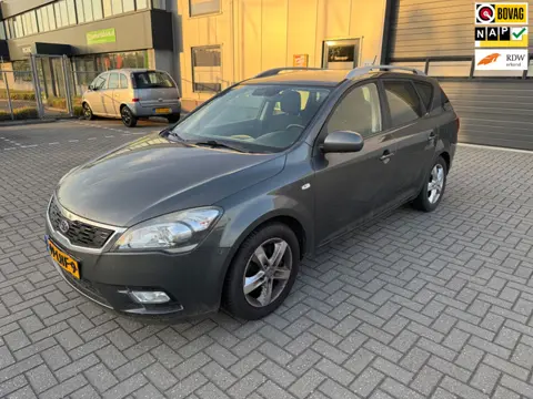 Kia Cee'd 1.4 CVVT X-ecutive
