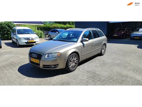 Audi A4 Avant 2.0 TFSI Pro Line bj 2005 automaat