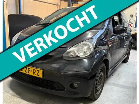 Toyota Aygo 1.0-12V Sport|NAP|APK05-26|Leestekst|Handel/Export|DefecteKoppakking|