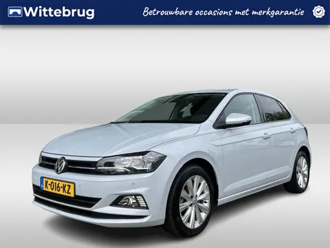 Volkswagen Polo 1.0 TSI 95pk Highline Executive / Navigatie / Carplay / Parkeer sensoren V+A / Carpl