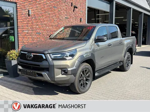 Toyota HiLux 2.8 D 4WD Invincible