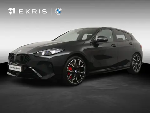BMW 1 Serie 123 xDrive | M Sport Pro | Travel Pack | Harman Kardon |