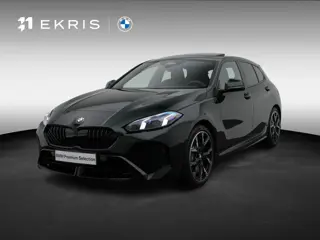 BMW 1 Serie 120 M Sportpakket Pro | Premium Pack | Stuurwielrand Verwarmd |  M Adaptief onderstel | 