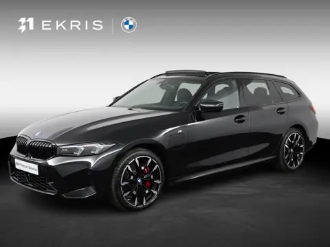 BMW 3 Serie Touring 330e xDrive M Sportpakket Pro | Trekhaak | Panoramadak | Harman Kardon | Active 