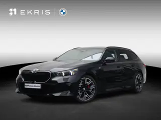 BMW 5-serie Touring 520i M Sportpakket Pro | Verwarmd Stuurwiel | Comfort Access | Elektrische Trekh