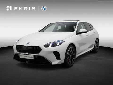 BMW 1 Serie 120 M Sportpakket Pro | Premium Pack | Stuurwielrand Verwarmd | Panoramadak | Driving As