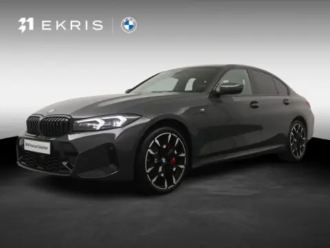 BMW 3 Serie 330e M-Sportpakket Pro | Panoramadak | Head-Up | Driving Assistant | Comfort Access |
