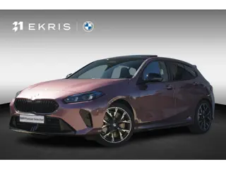 BMW 1 Serie 5-deurs 120 | M Sportpakket Pro | Harman Kardon | Panoramadak | Stuurwielrand verwarmd |